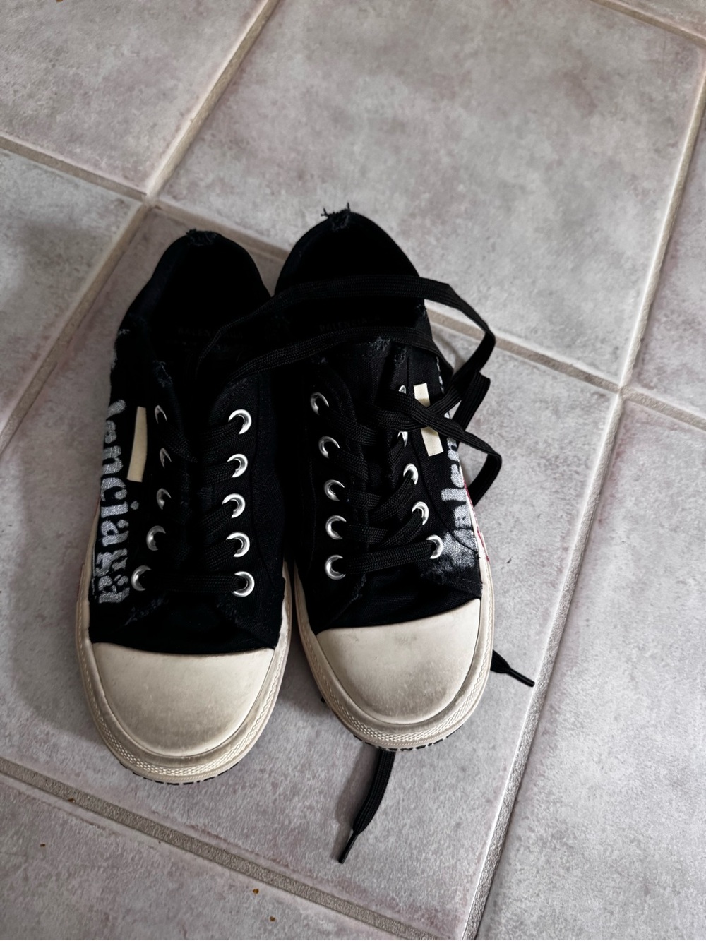 Balenciaga Black Canvas Low-Top Sneakers with White Soles